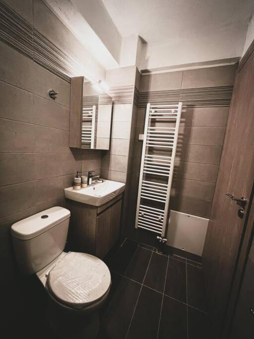 Escala Double Loft 1 & Parking In The City Center Volos Exterior foto