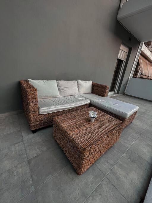 Escala Double Loft 1 & Parking In The City Center Volos Exterior foto